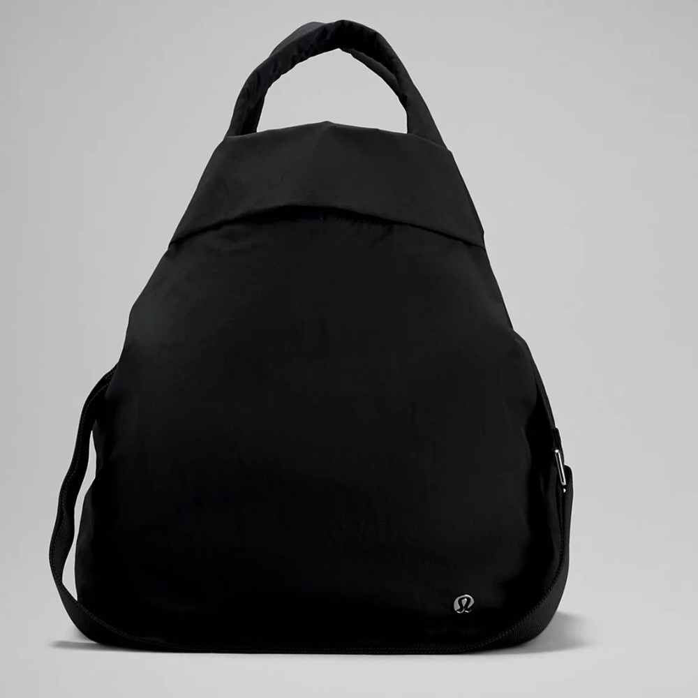 lululemon On My Level Bag